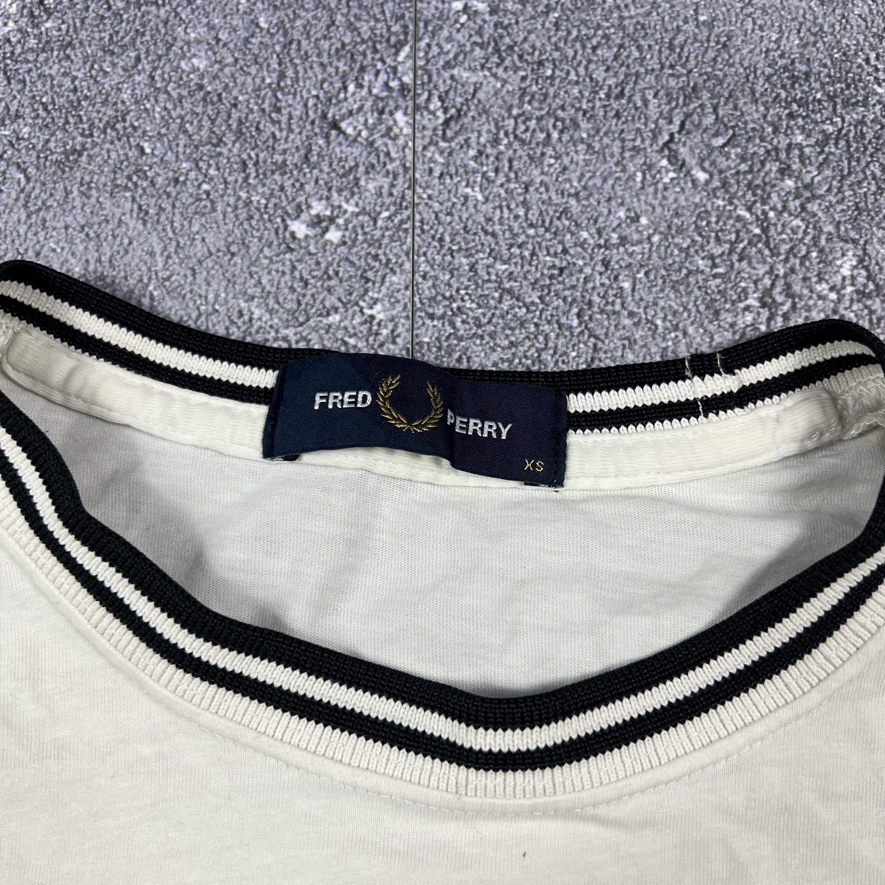Fred Perry Tshirt (XS)