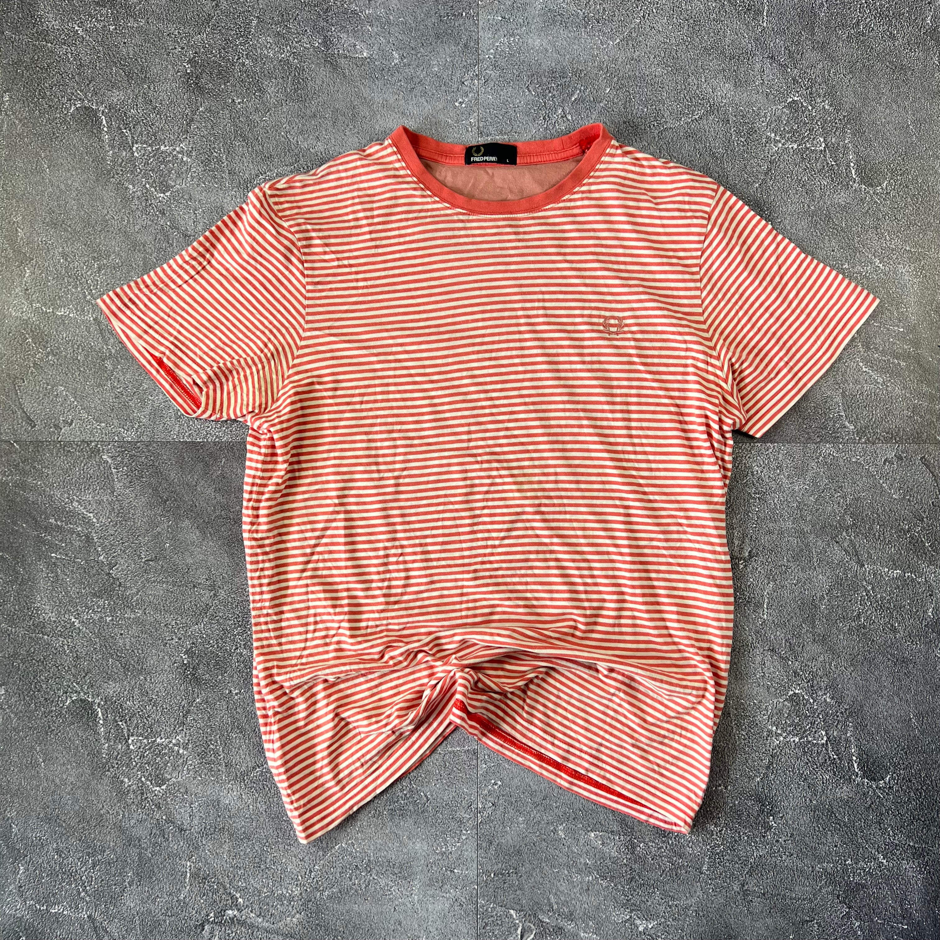 Fred Perry Tshirt (L)