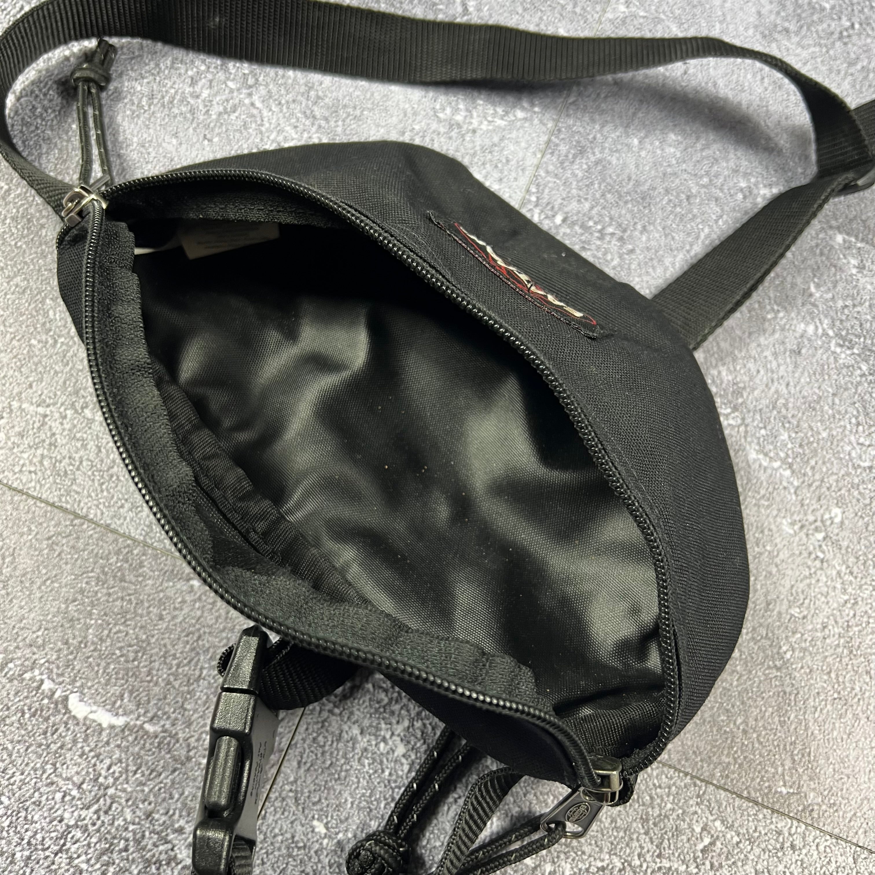 Eastpak Bauchtasche