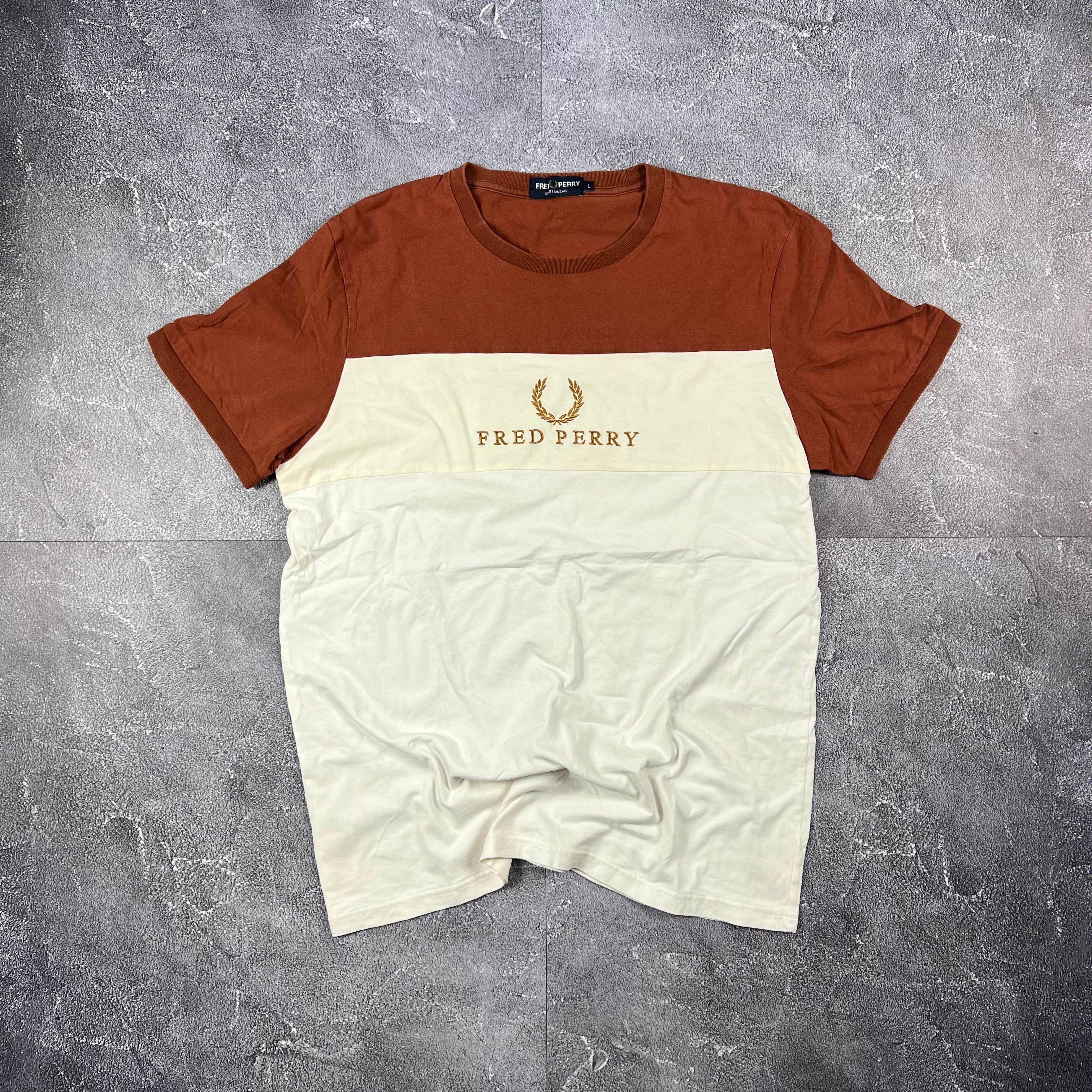 Fred Perry Tshirt (L)