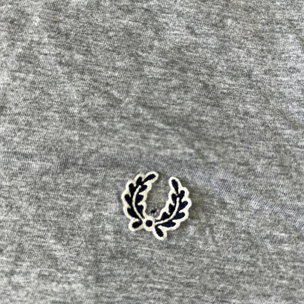 Fred Perry Tshirt (L)