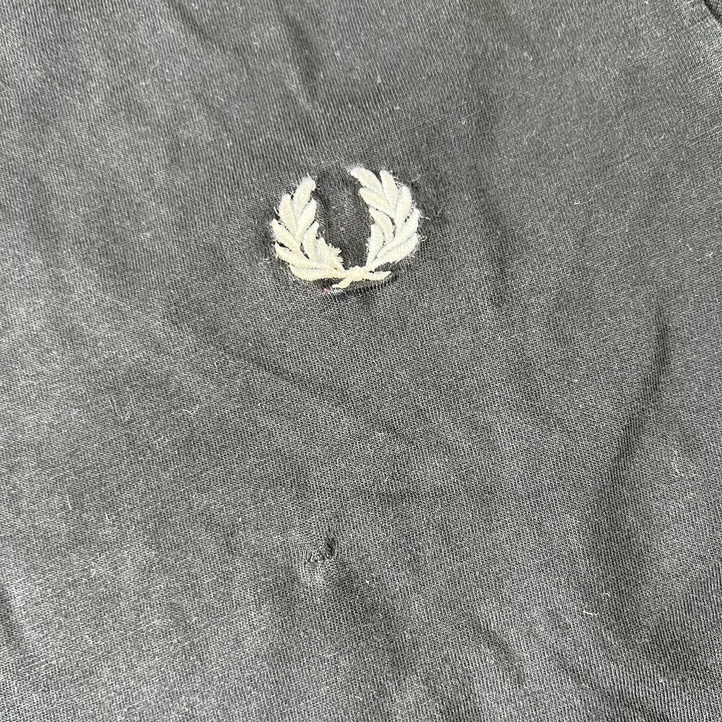 Fred Perry Tshirt (L)