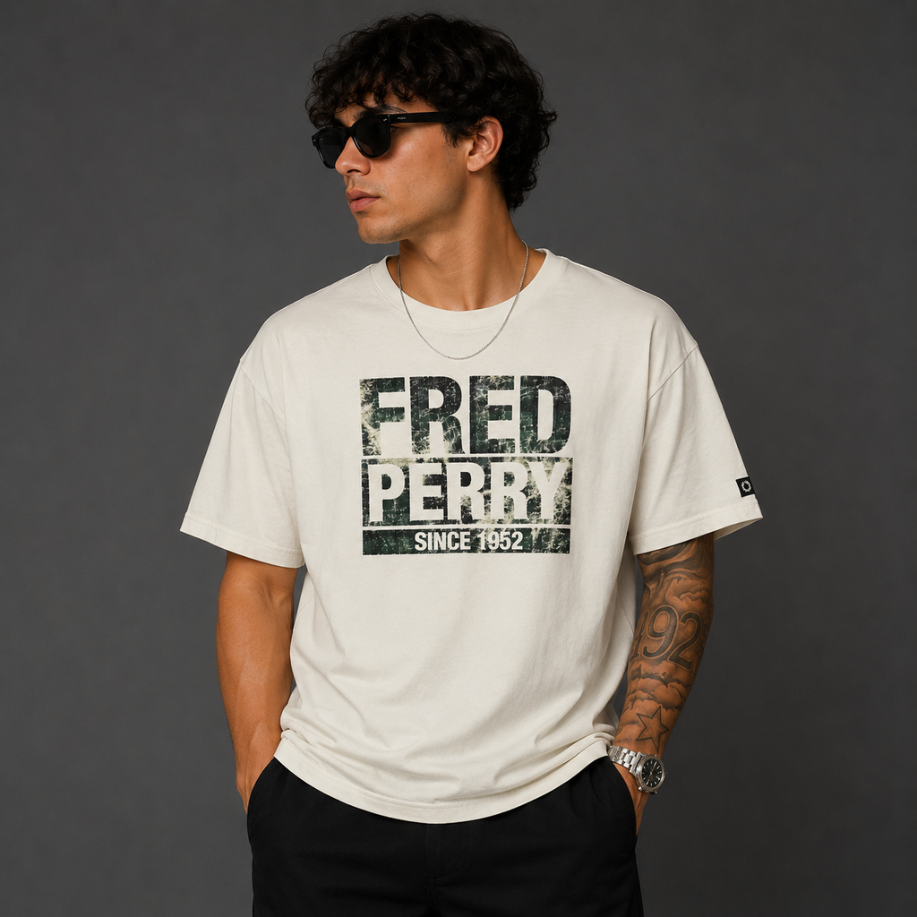 Fred Perry Tshirt (XXL)