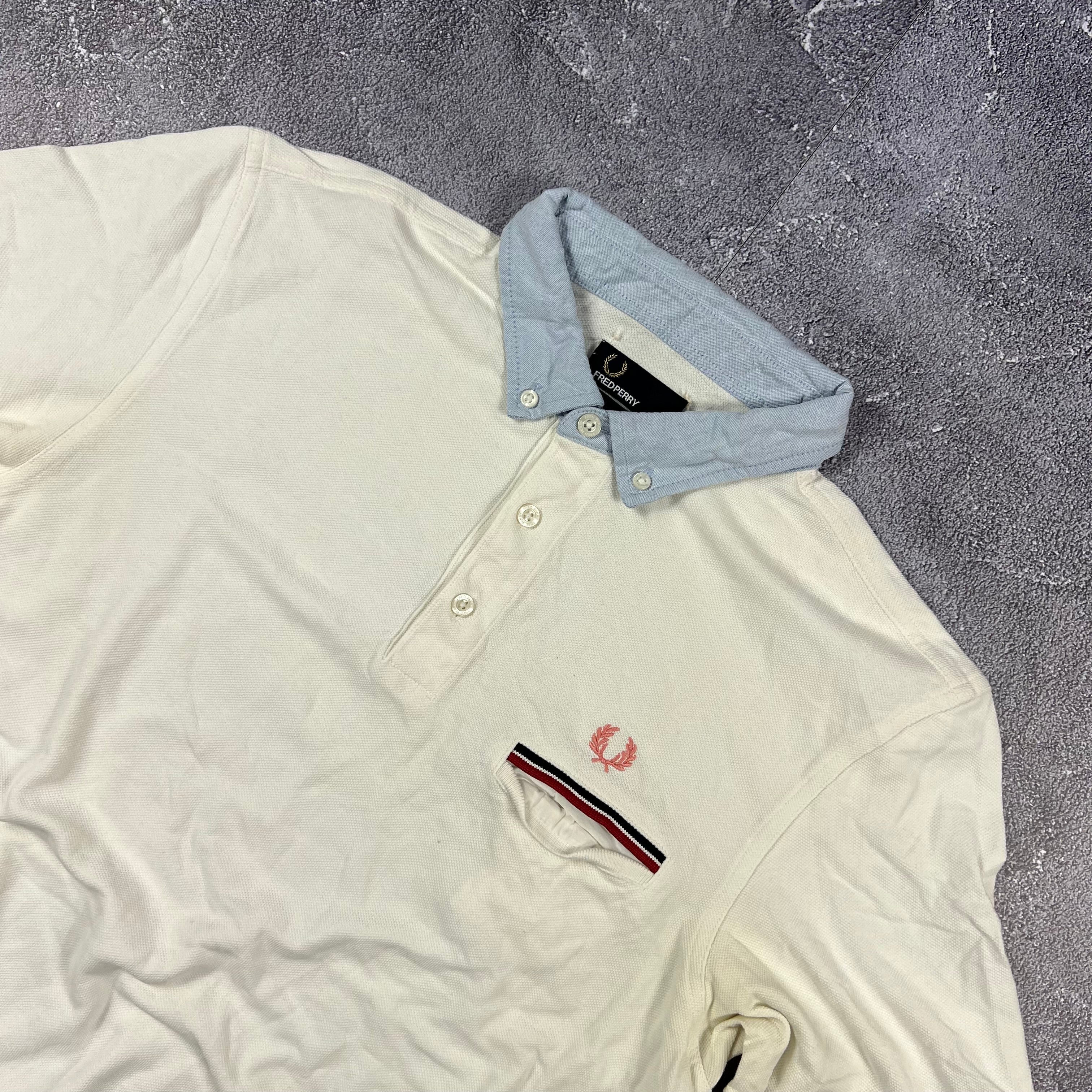 Fred Perry Tshirt (L)