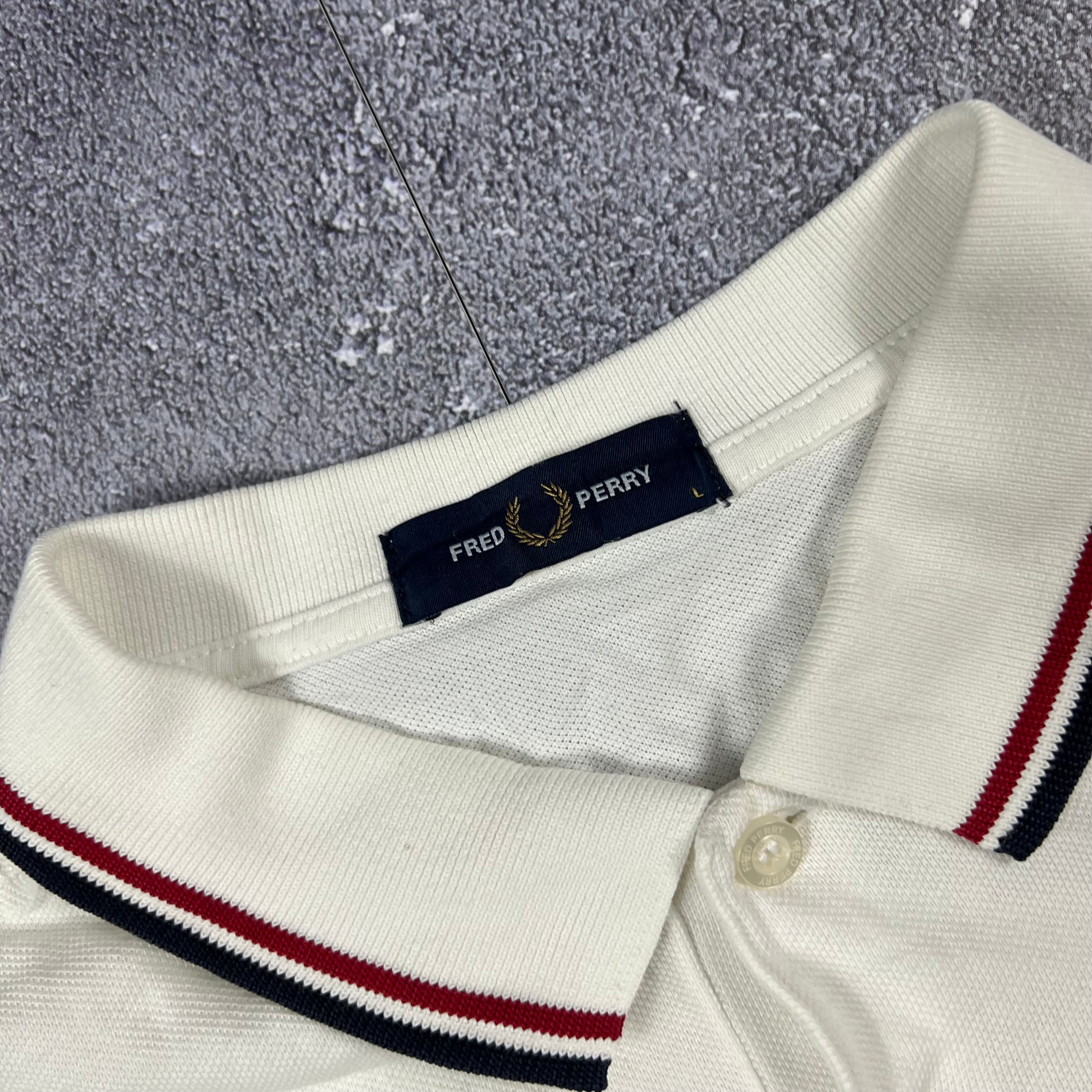 Fred Perry Poloshirt (L)