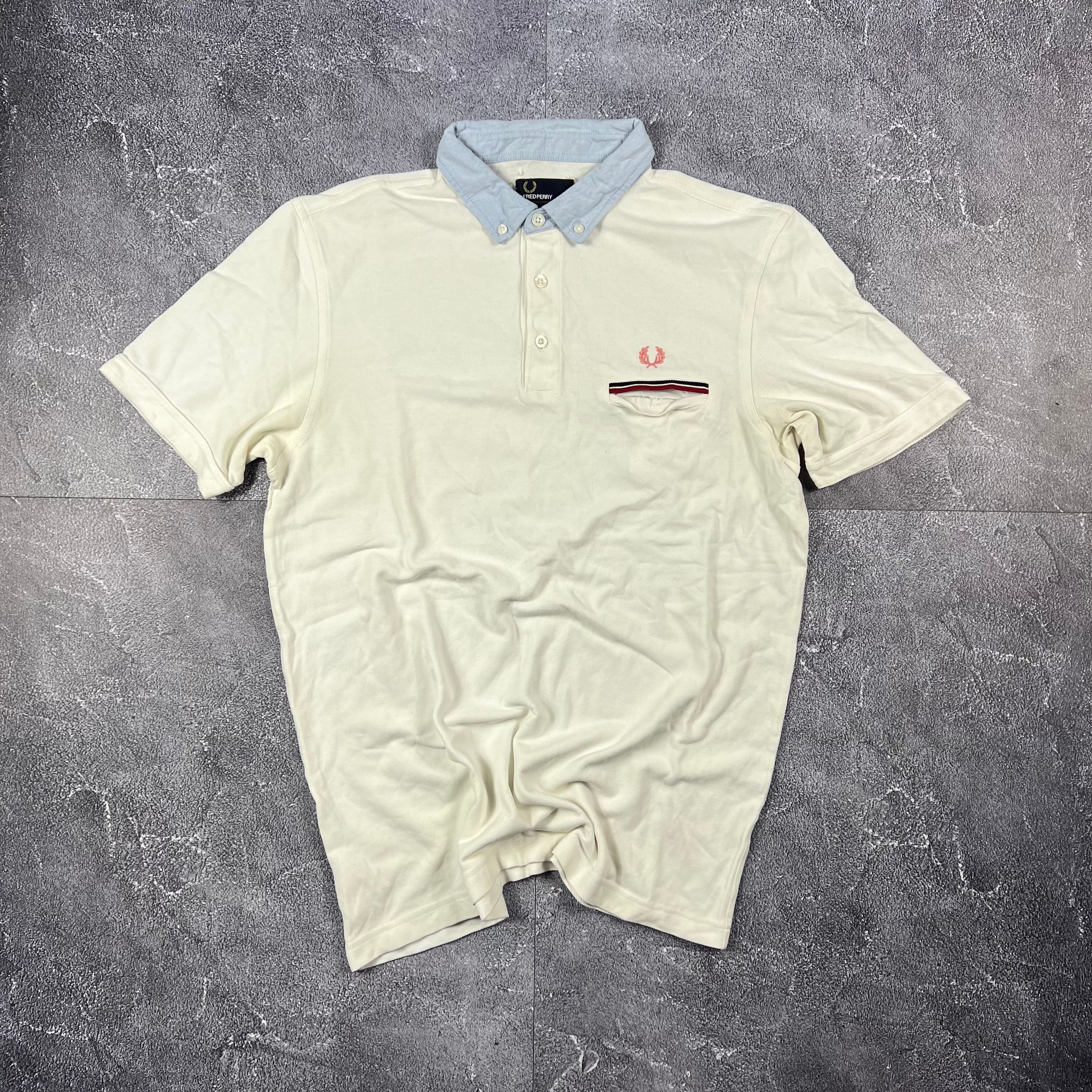 Fred Perry Tshirt (L)