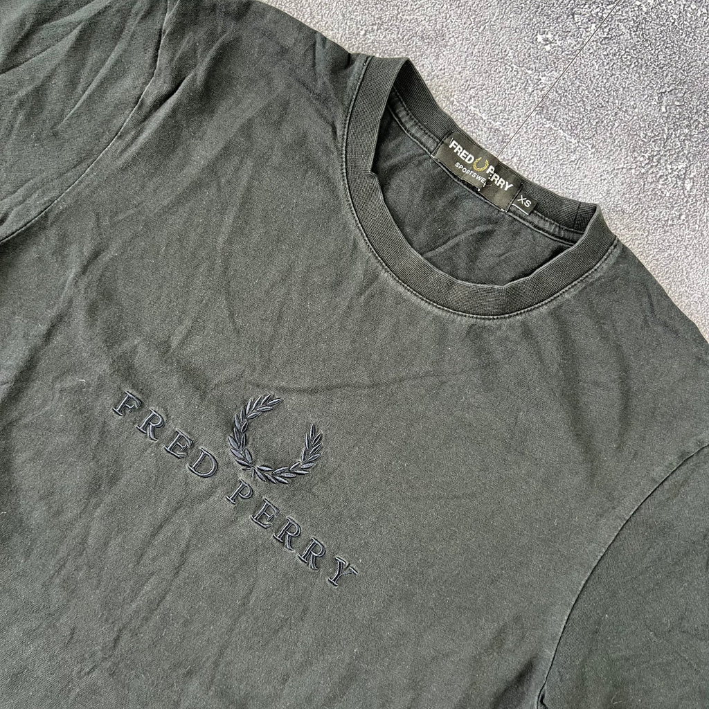 Fred Perry Tshirt (XS)