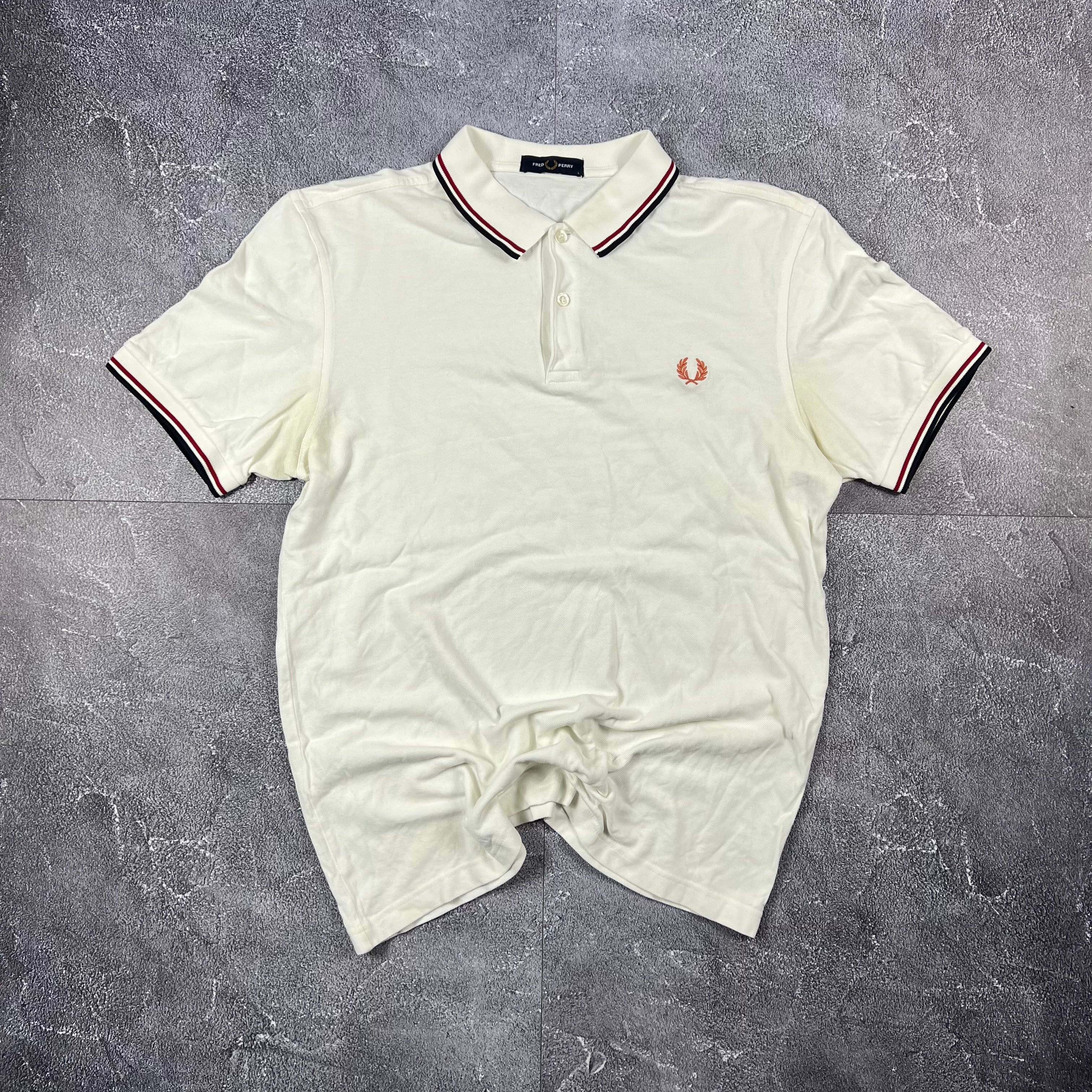 Fred Perry Poloshirt (L)