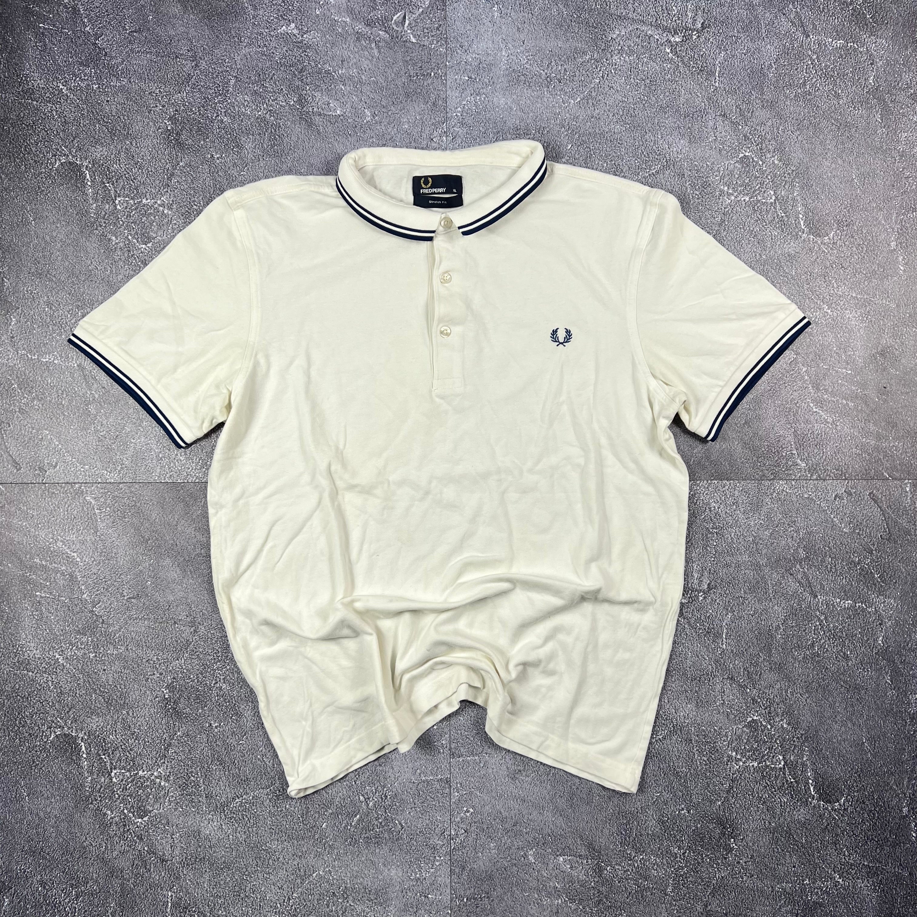 Fred Perry Poloshirt (XL)