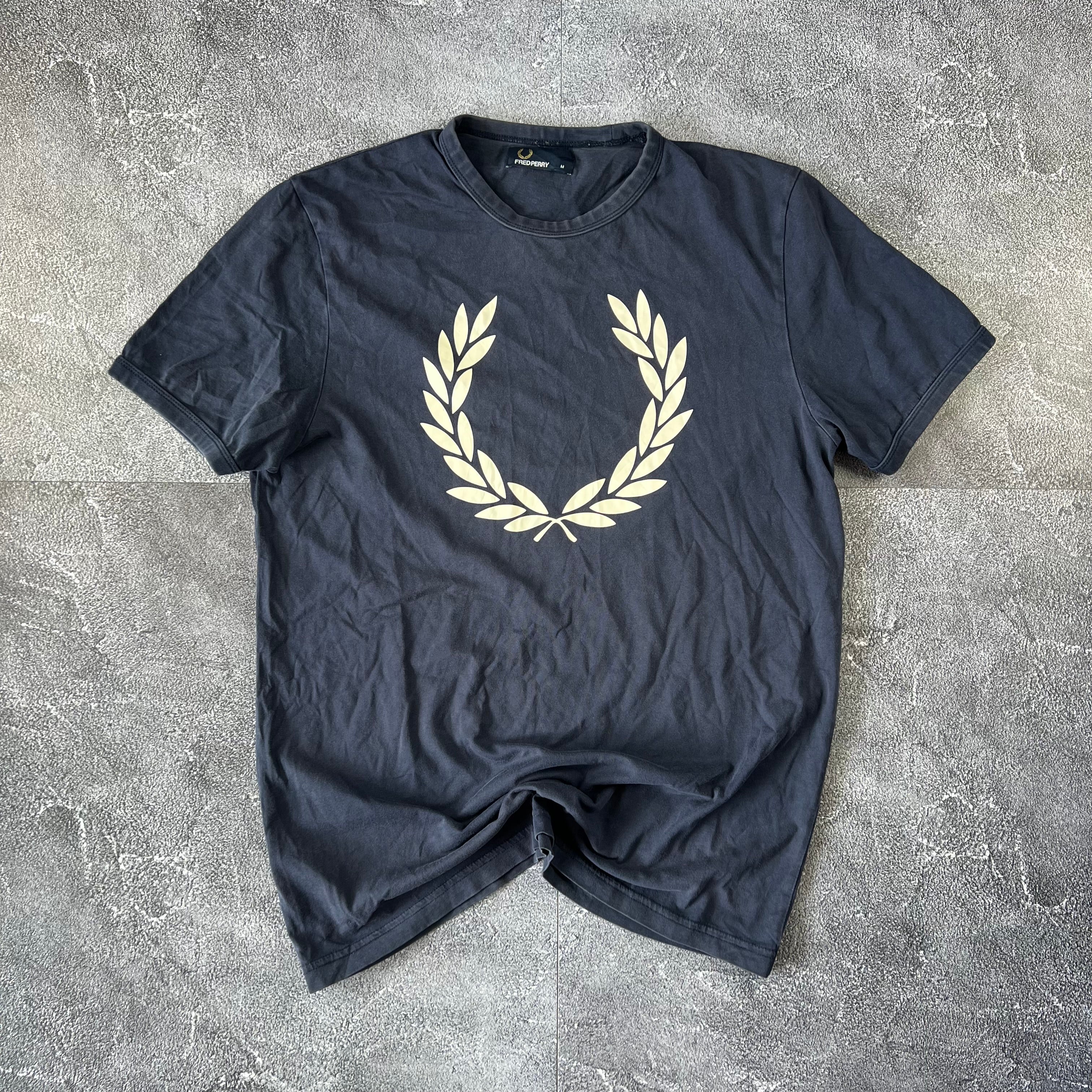 Fred Perry Tshirt (M)