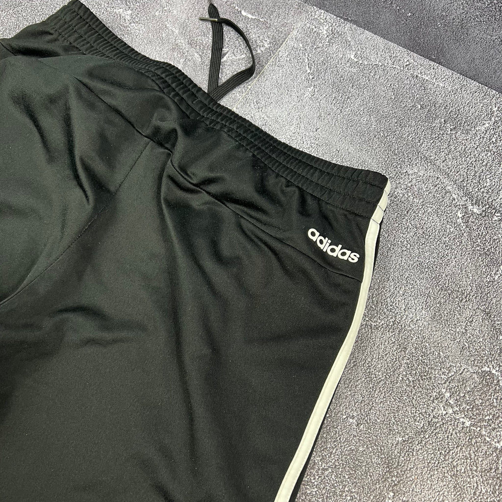 Adidas Trainingshose (L)