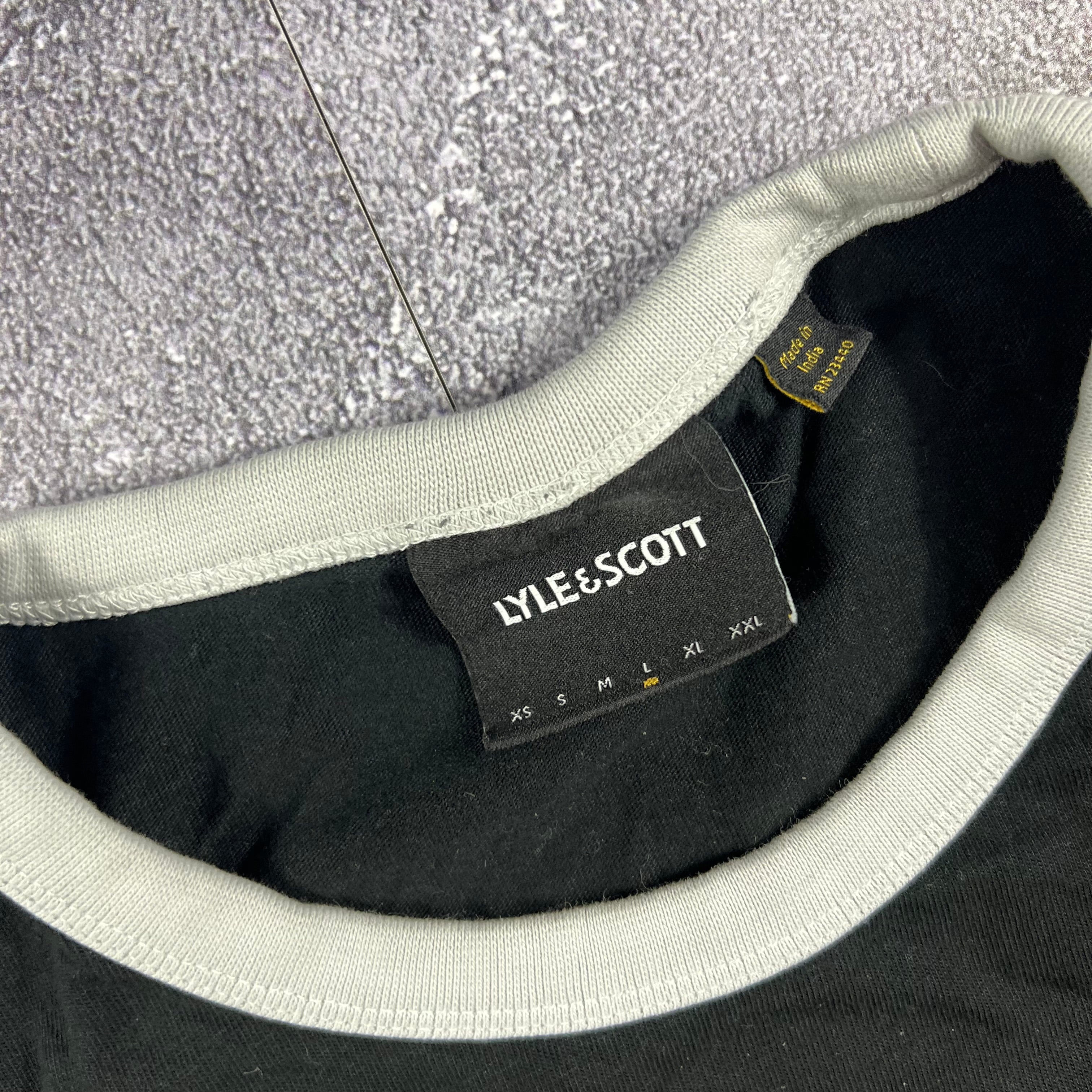 Lyle & Scott Tshirt (L)